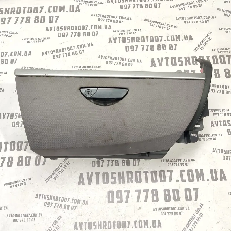 Бардачок Peugeot 807 (02-14) 2.2 HDI OEM 14914850yd