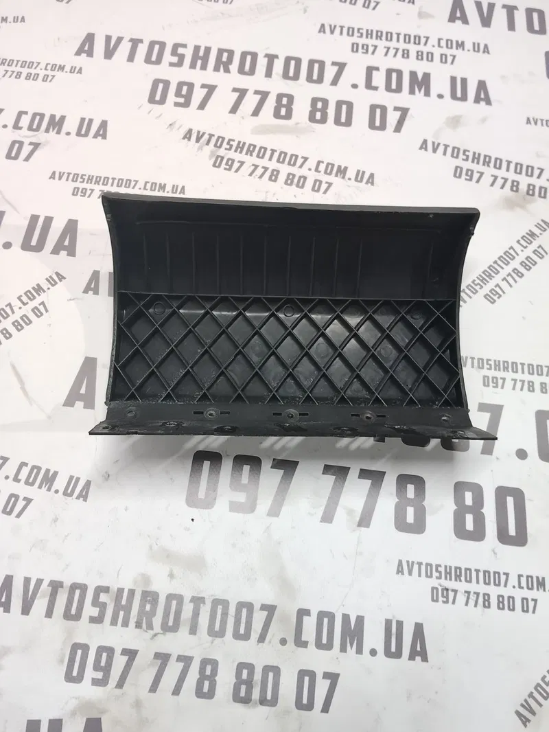 Накладка салону Skoda Octavia Tour 96-10 1.9 TDI права перед