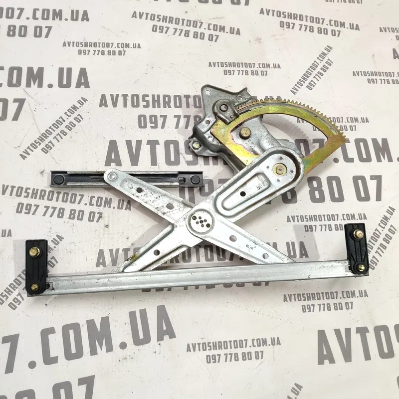Склопідіймач Kia Sorento 1 (02-09) 2.5 CRDi задній правий