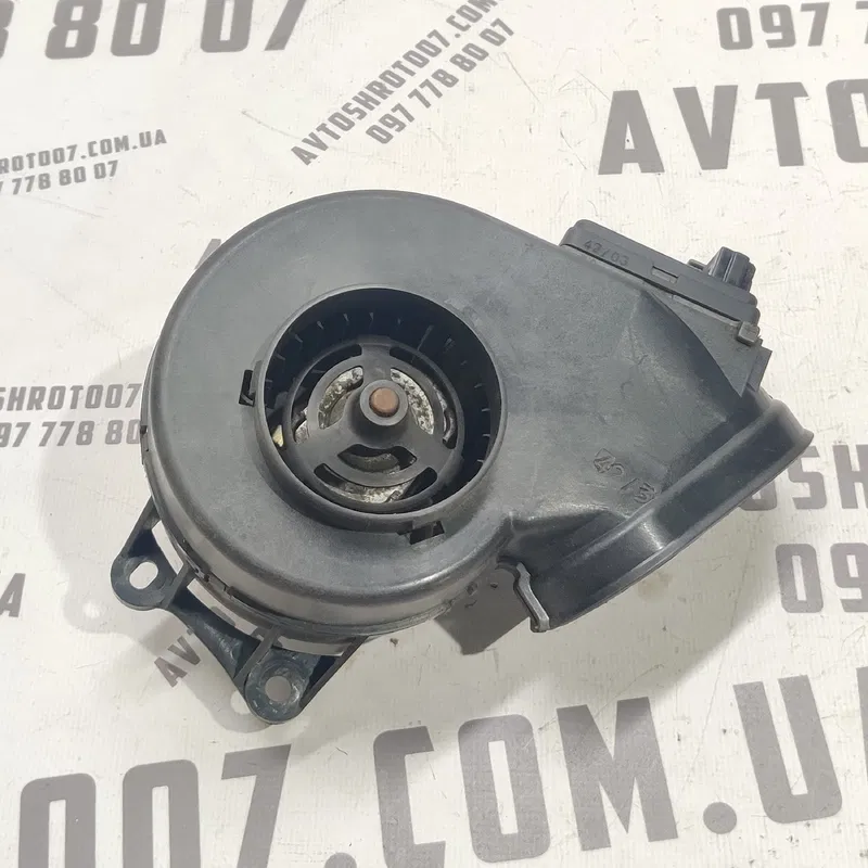 Мотор пічки Peugeot 807 (02-14) 2.2 HDI зад лів 1485725080