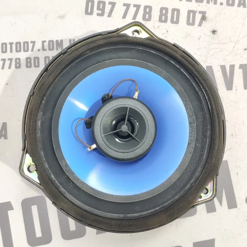Динаміки Kia Sorento 1 (02-09) 2.5 CRDi задні OEM 963403e000