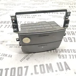 Попільничка Kia Sorento 1 (02-09) 2.5 CRDi