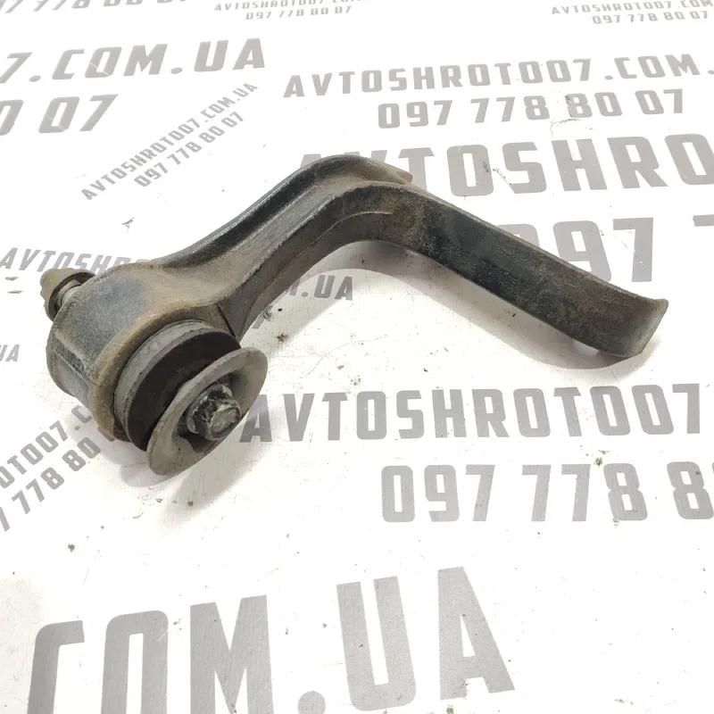 Кронштейн привода Kia Sorento 1 (02-09) 2.5 CRDi нижній пер.