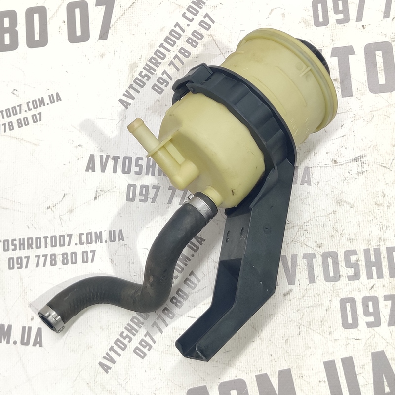 Бачок ГУР Peugeot 807 (02-14) 2.2 HDI OEM 7700782384 фото 2