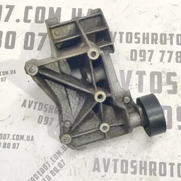 Кронштейн генератора Peugeot 807 02-14 2.2HDI OEM 9643834880 фото 4