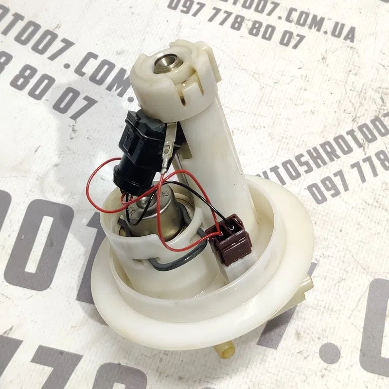 Датчик рівня палива Peugeot 807 02-14 2.2 HDI OEM 9636403980