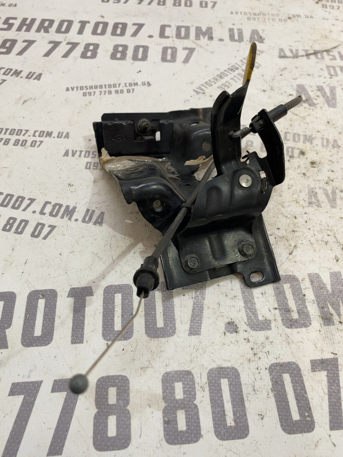 Замок капота Nissan Rogue T32
