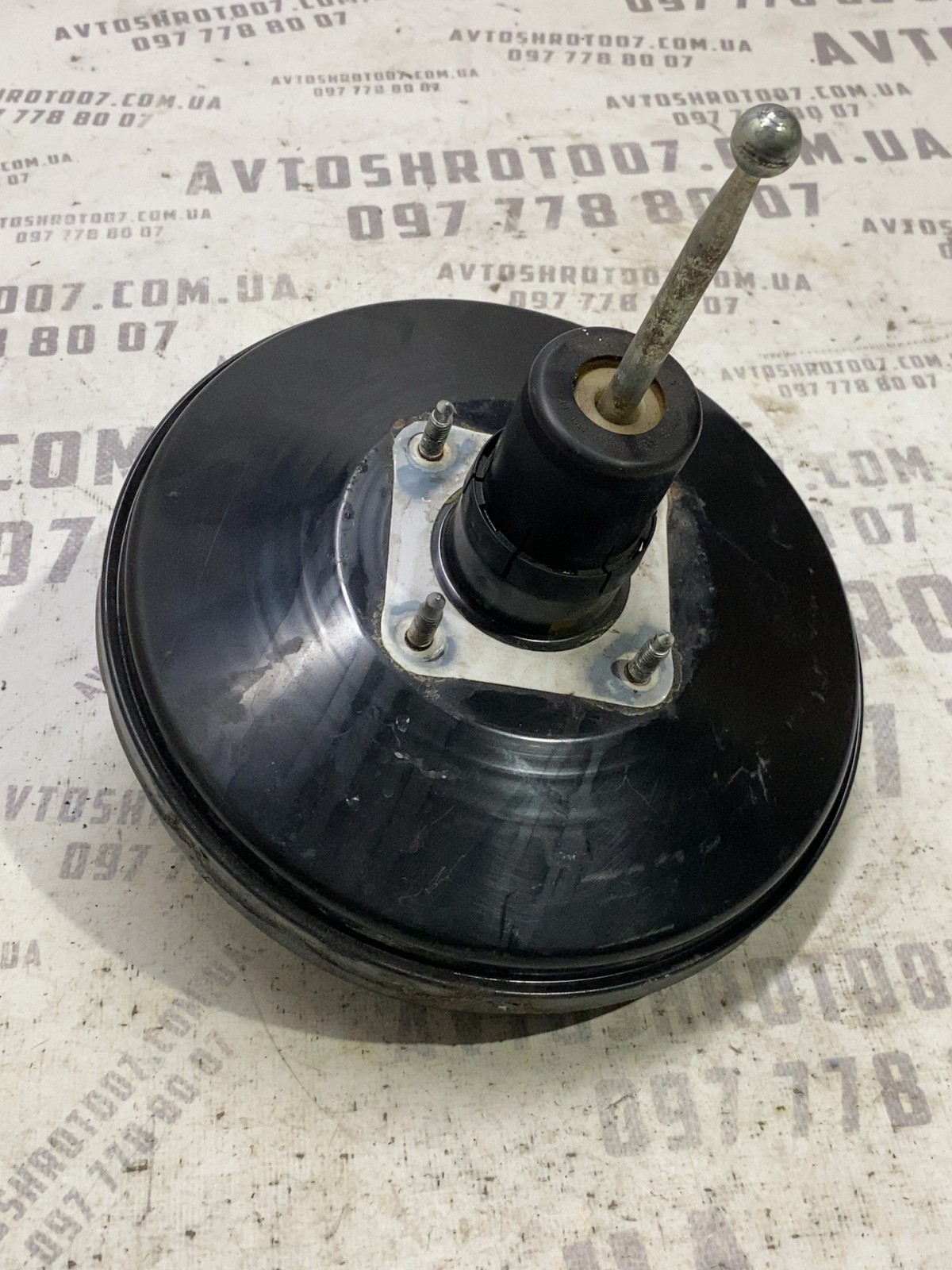 Вакуумний підсилювач гальм Volkswagen Jetta 6 OE 1K1614105CR