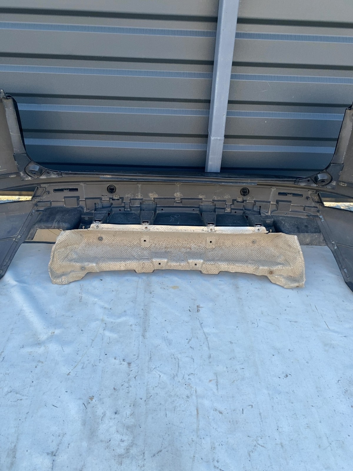 Бампер задній Land Rover Range Rover Evoque 1 EJ3M17D781AW