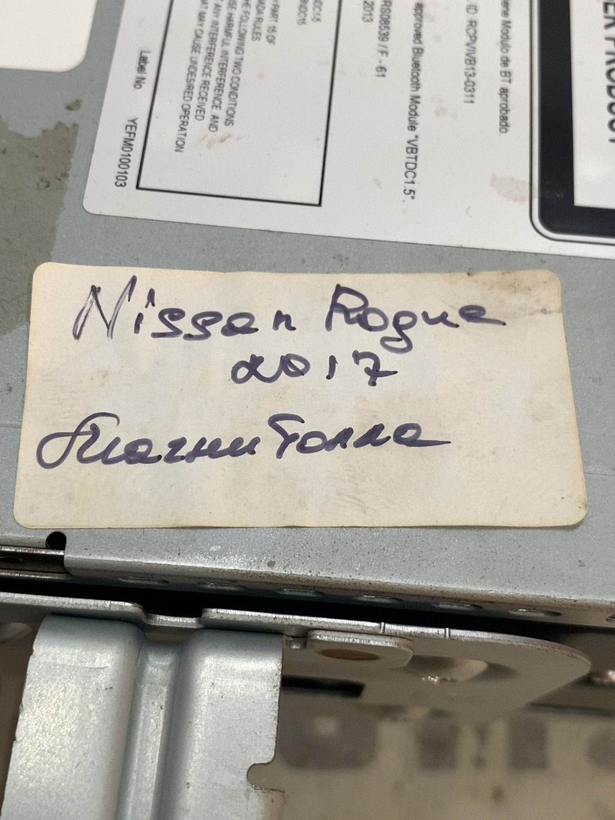 Магнітола Nissan Rogue T32 (13-20) OEM 281856FL0A