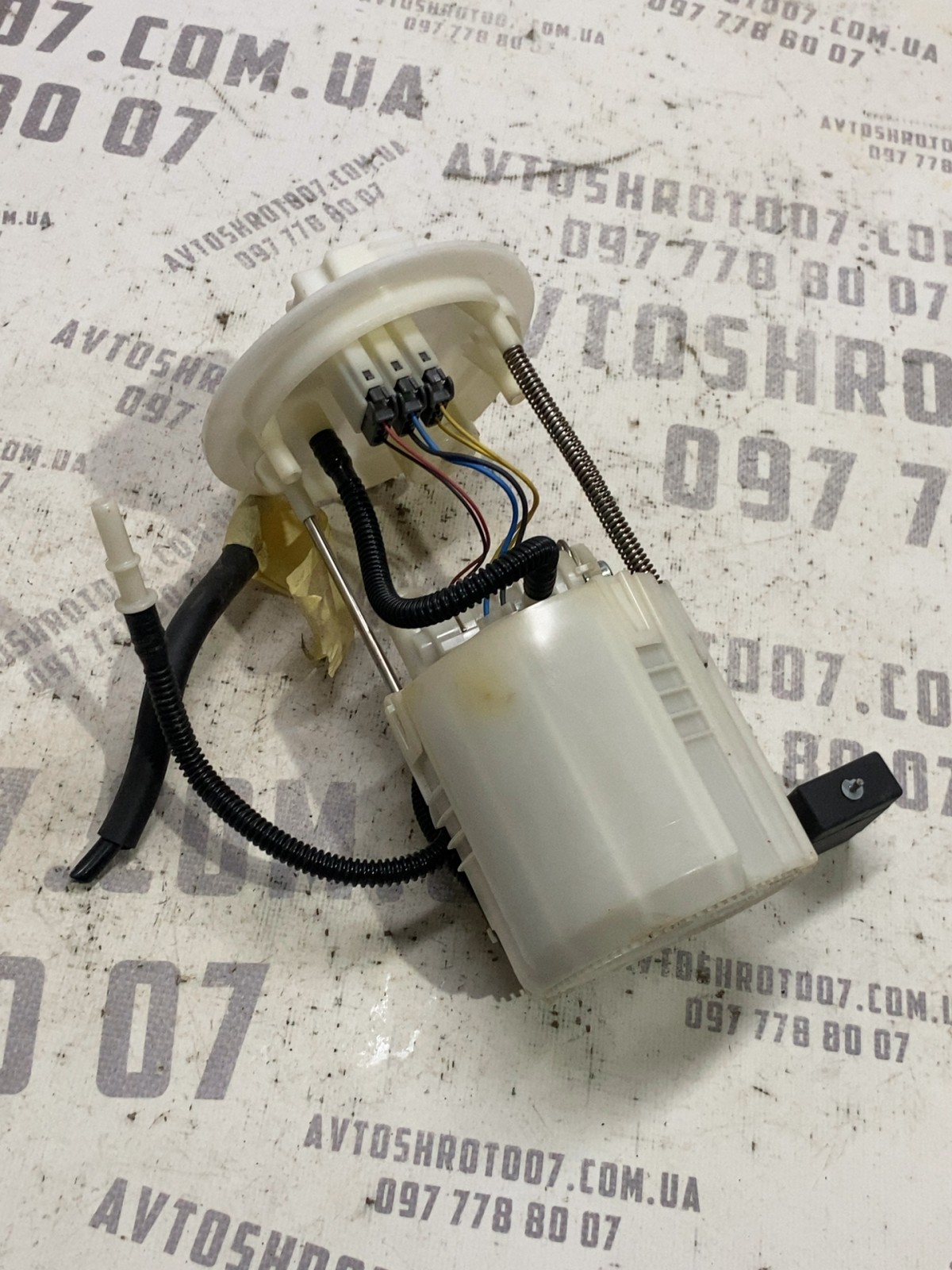 Паливний насос Infiniti QX60 OEM L3214881