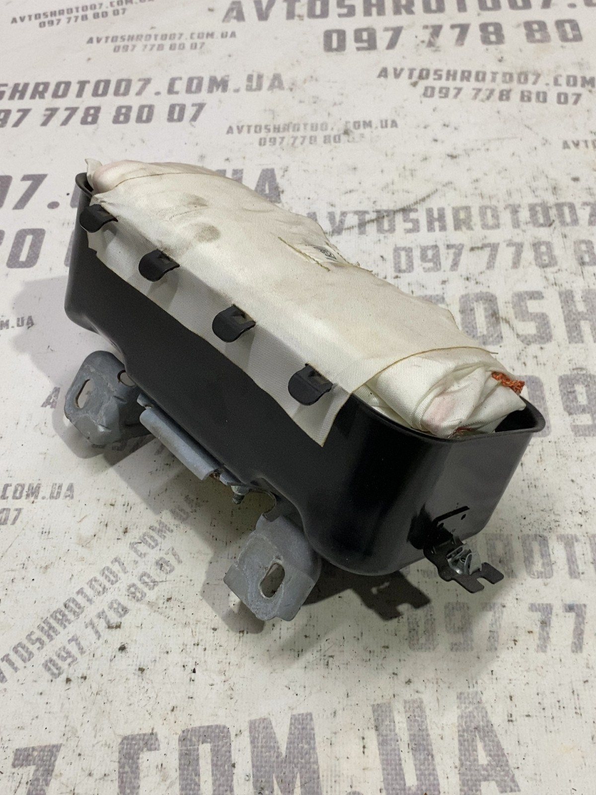 Подушка безпеки пасажира Ford Escape 3