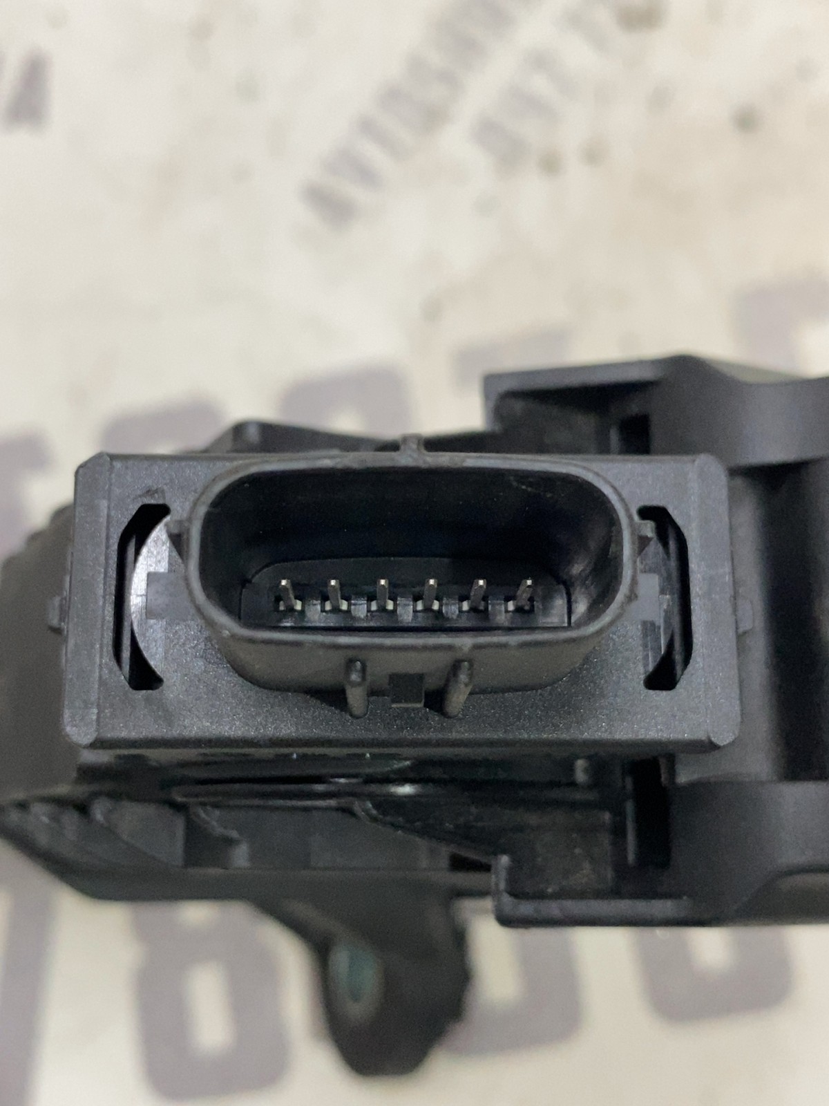 Педаль газу Hyundai Elantra 6 (15-20) OEM 00136810
