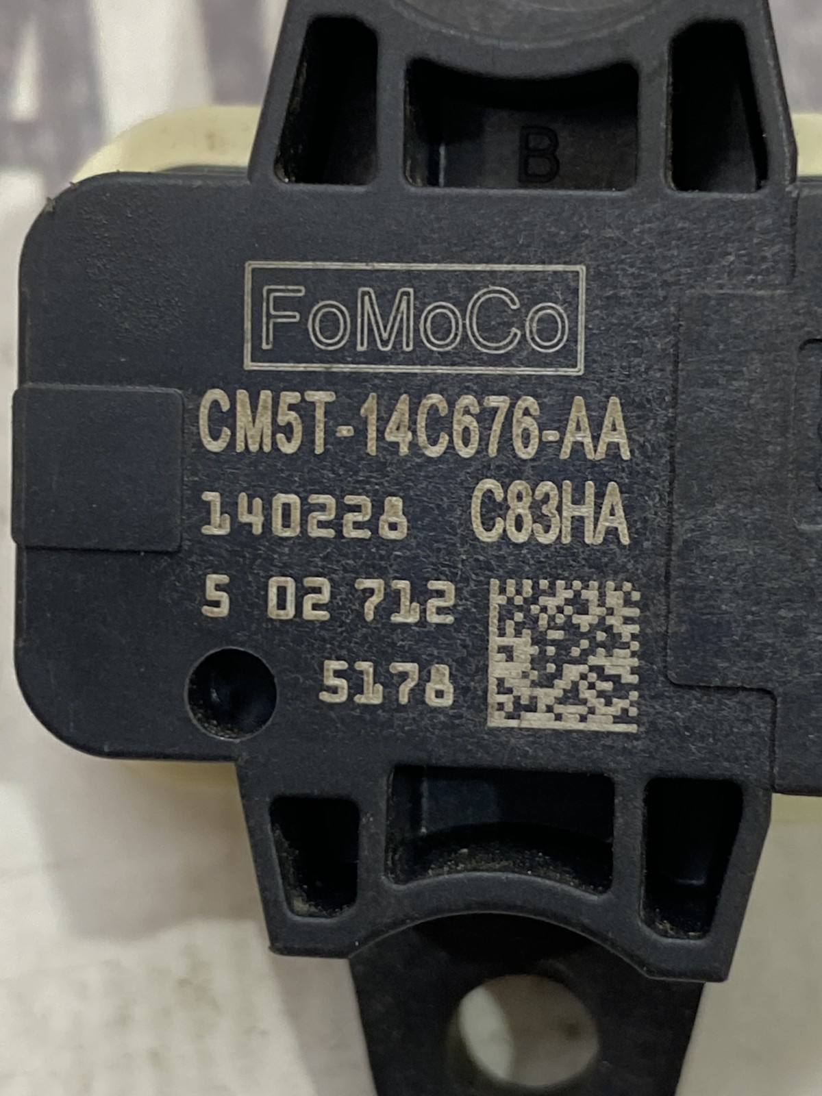 Датчик удару подушки Jeep Compass MK OEM CM5T14C676AA
