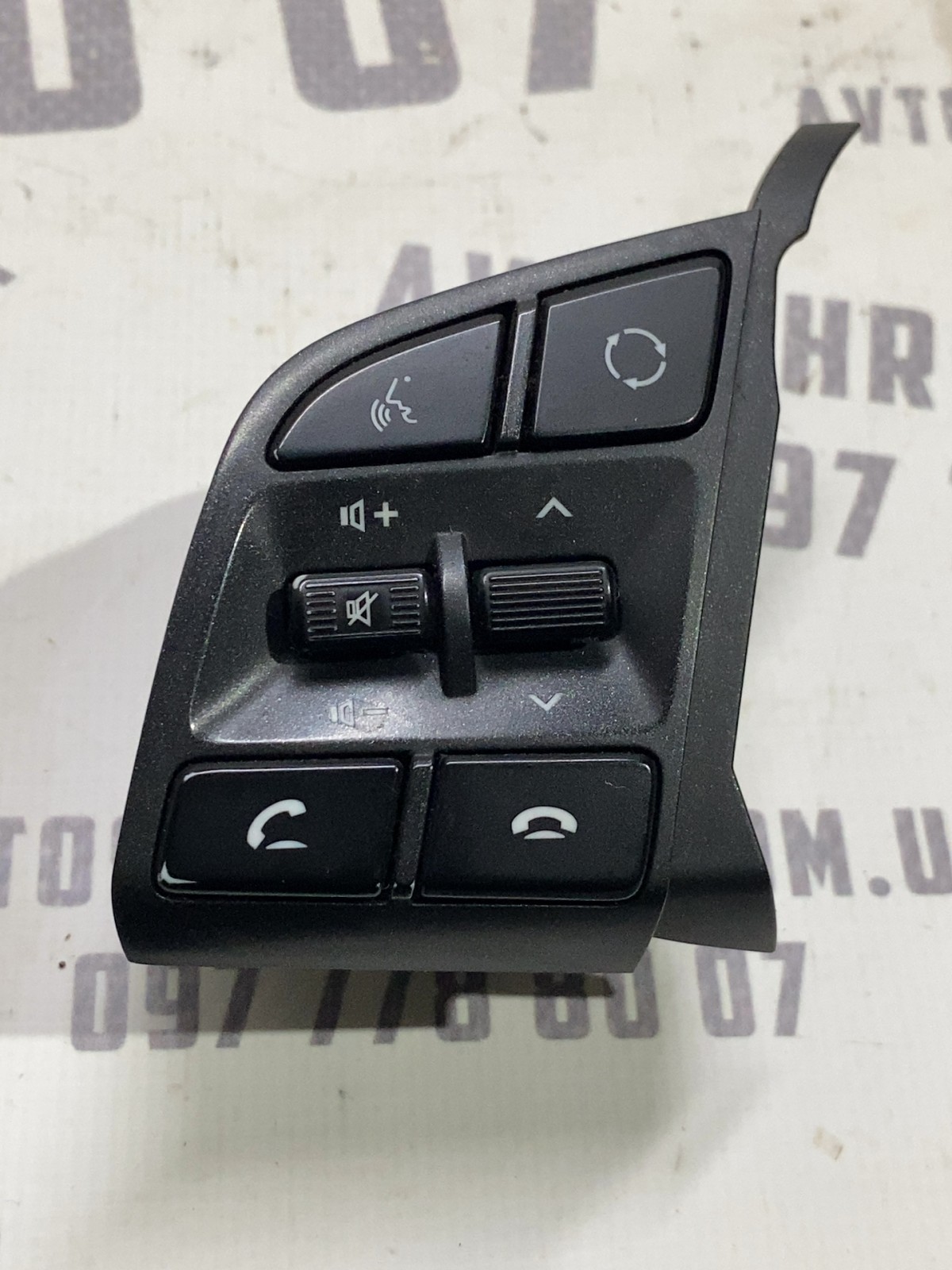 Кнопки керма Hyundai Tucson 3 TL (15-21) 96710D7515UMB