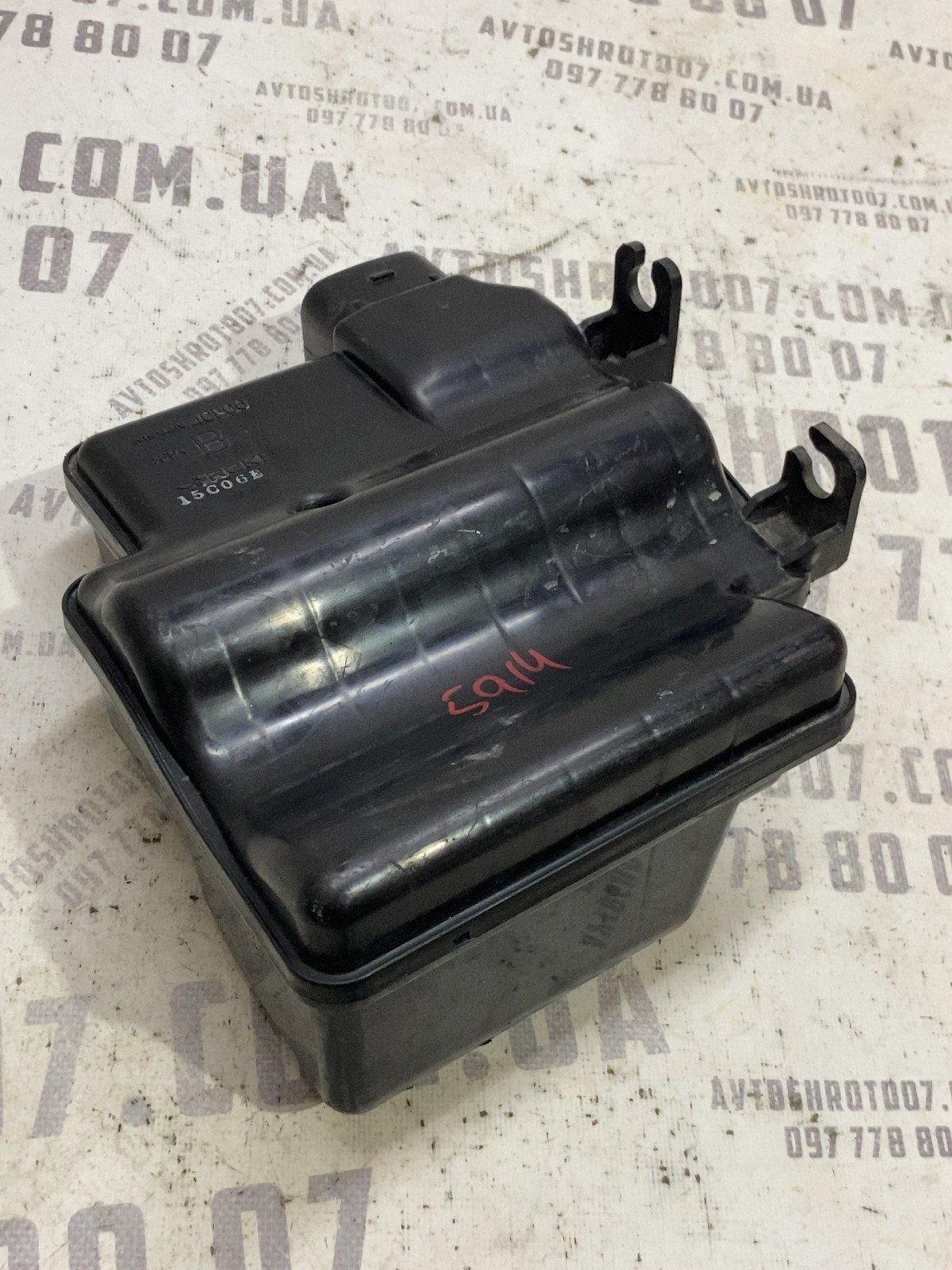 Воздуховод Nissan Rogue T32 (13-20) 15C06E