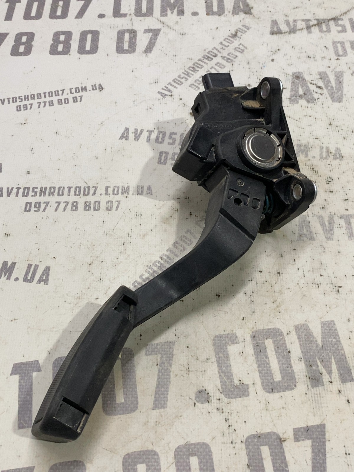 Педаль газ Acura MDX 3 OE 16204A2