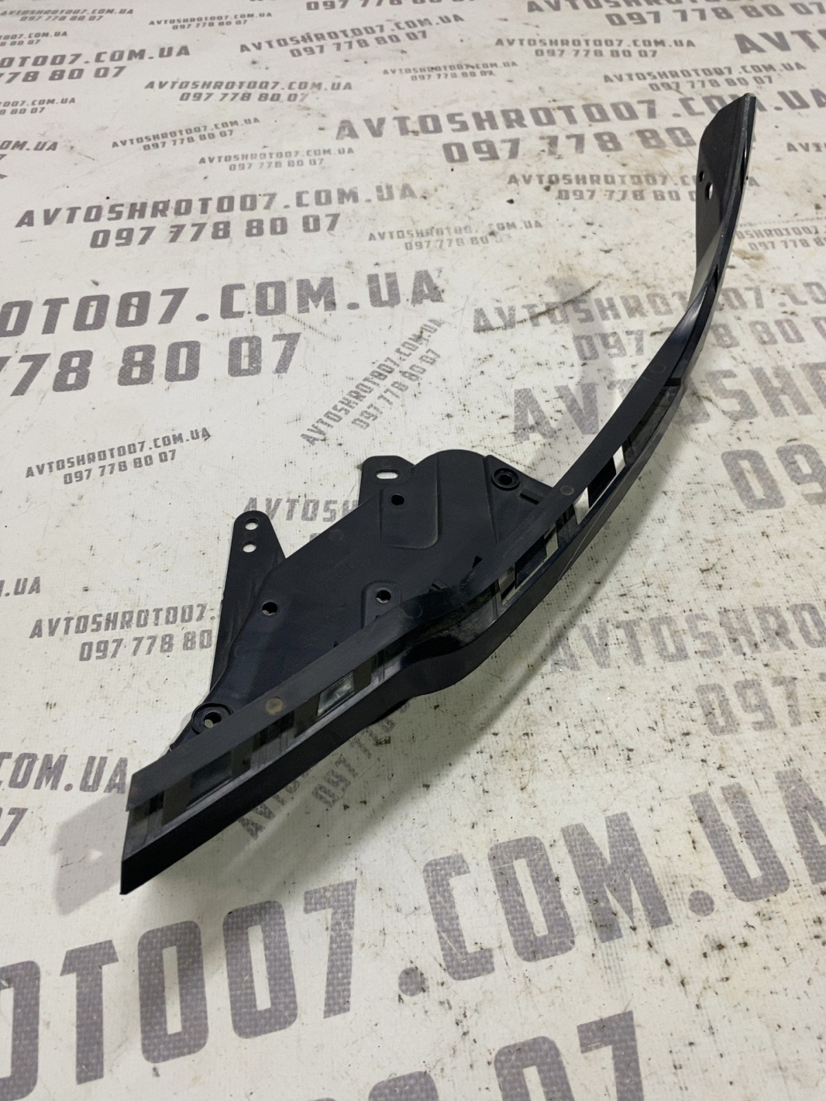 Кронштейн бампера передній лівий Jeep Compass MK 6002TM0377