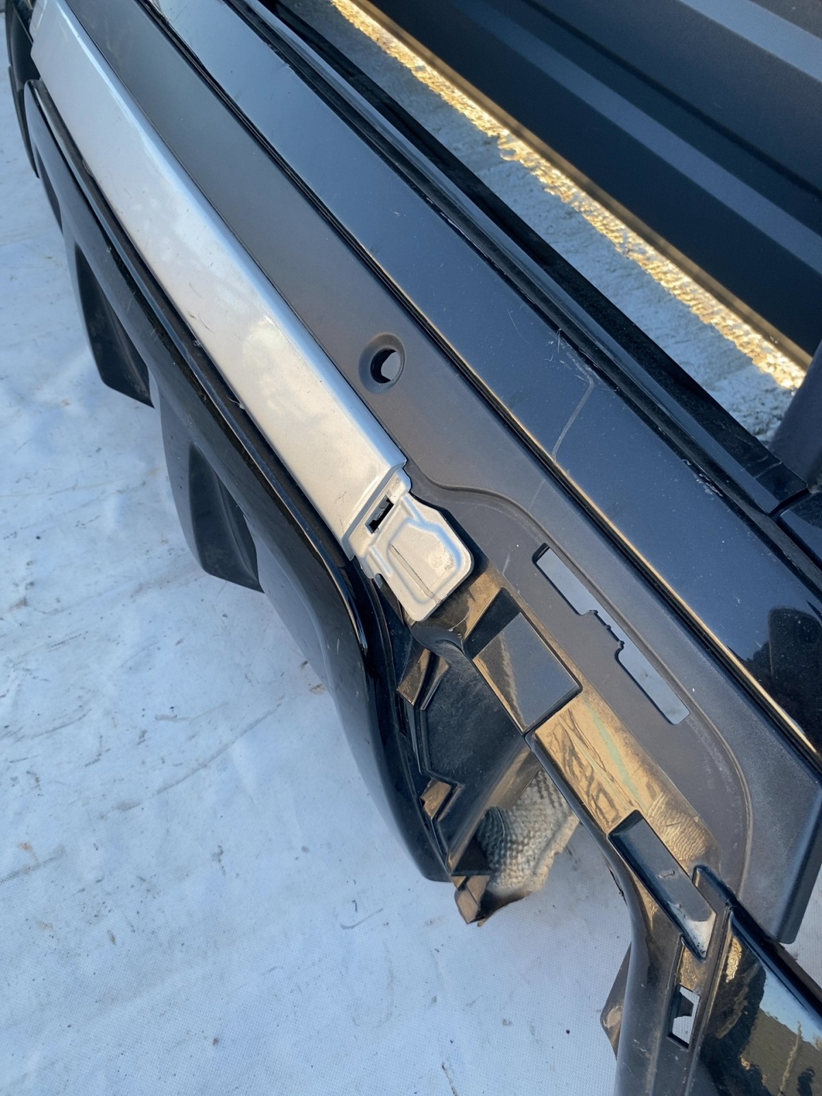 Бампер задній Land Rover Range Rover Evoque 1 EJ3M17D781AW