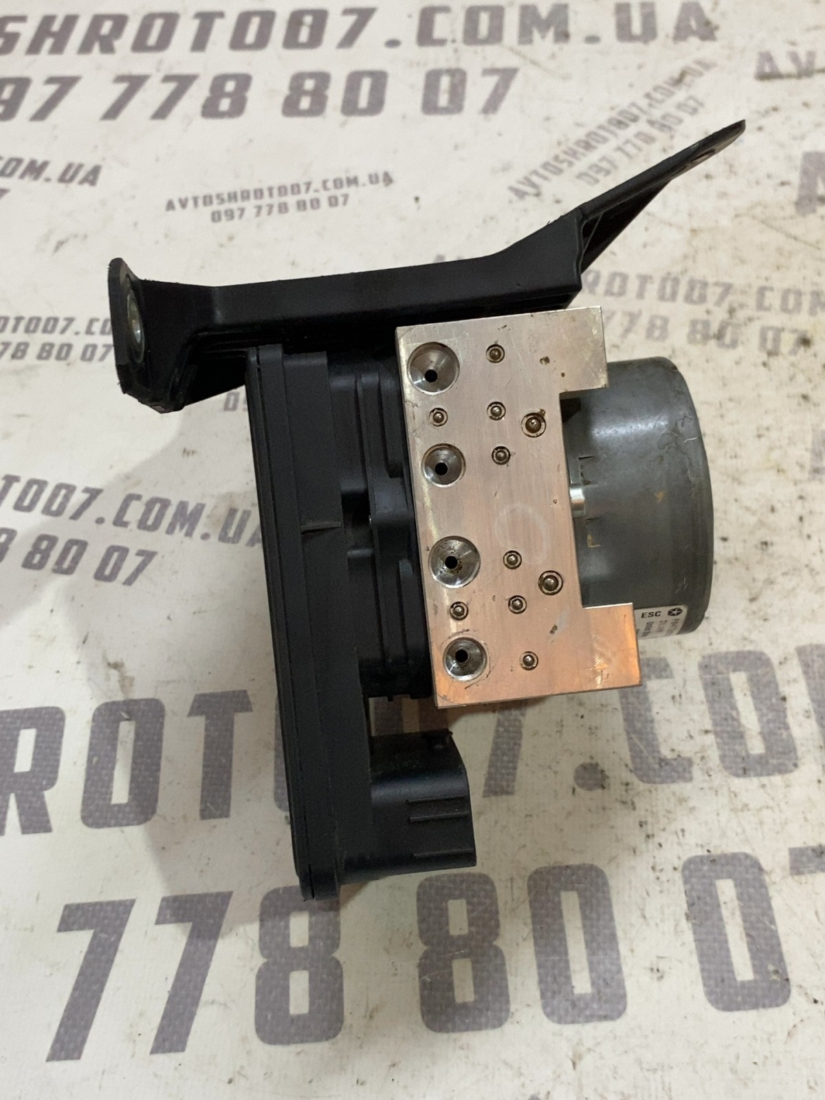 Блок управління АБС Jeep Compass MP OE P04726567AF