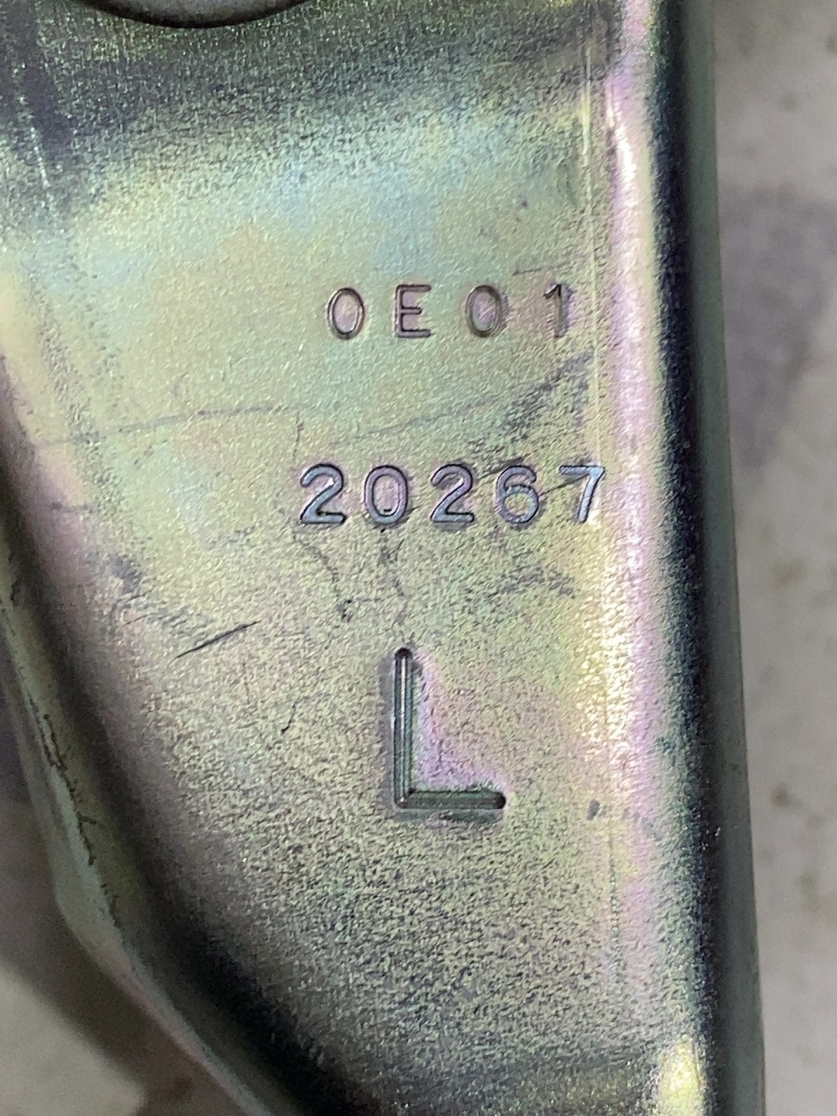 Ремінь безпеки Toyota RAV4 5 OEM 0080P1170039