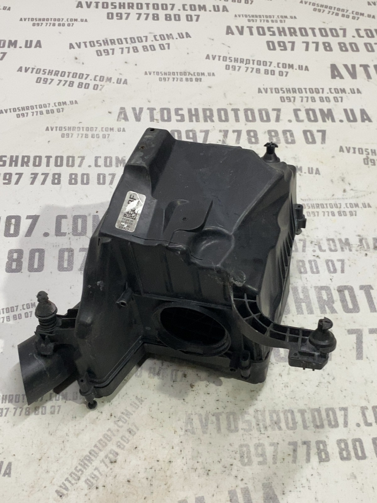 Корпус фільтра Ford Escape 3 (12-19) S9E0B1093733S01