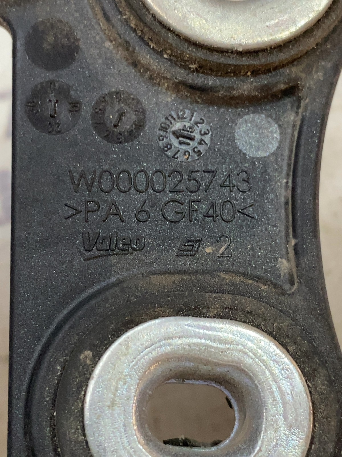 Трапеція склоочисників Range Rover Evoque OEM w000025743