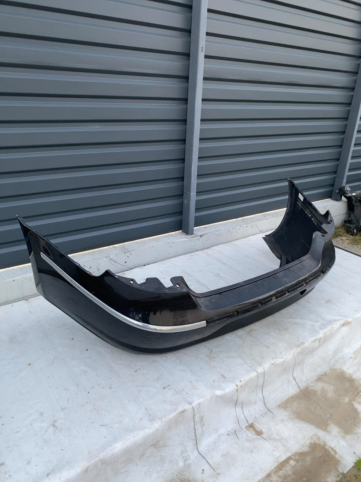 Бампер задній Volkswagen Passat CC 35 3C8807421K
