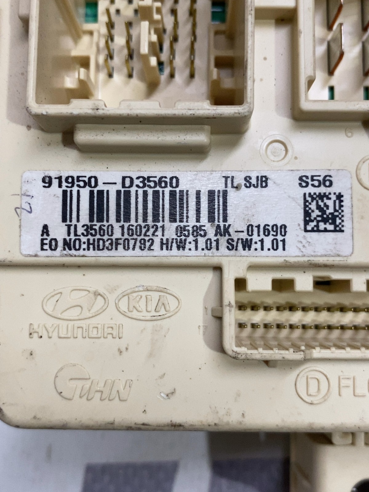 Блок запобіжників Hyundai Tucson 3 TL (15-21) 91950D3560