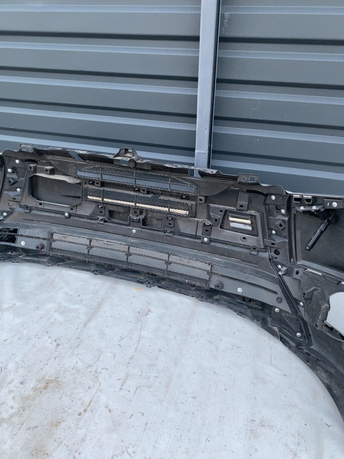 Бампер передній Mitsubishi Outlander 3 (12-21) 6410G227ZZ