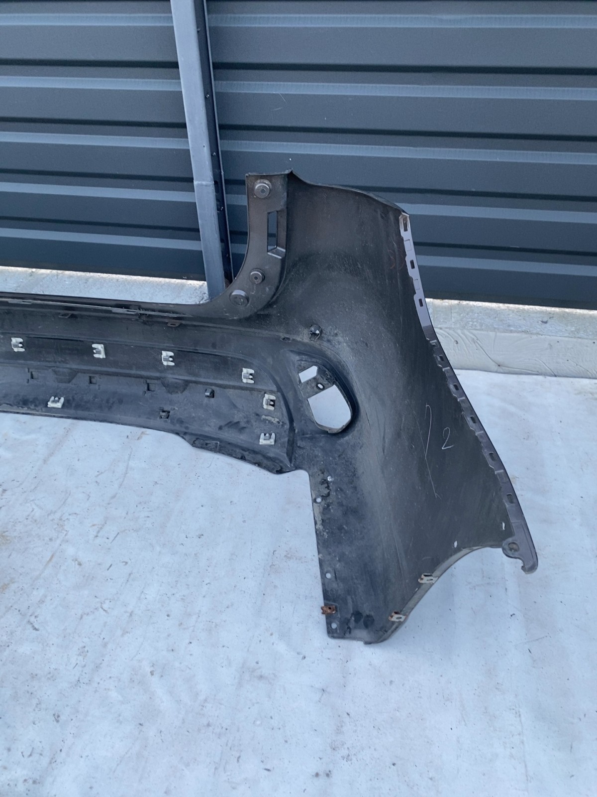 Бампер задній Mitsubishi Outlander 3 64100798ZZ