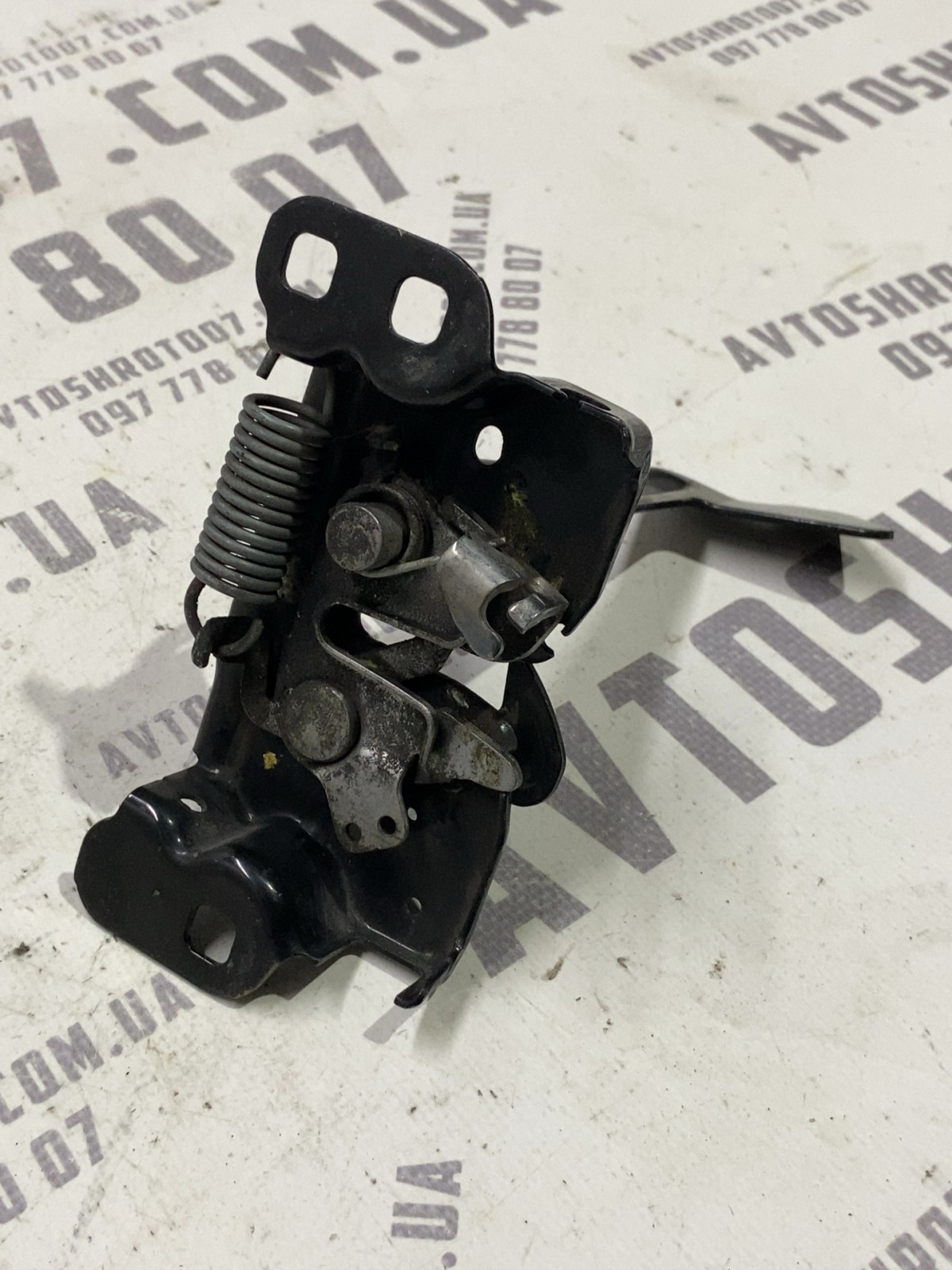Замок капота Jeep Compass MK (06-16) 68079691AA