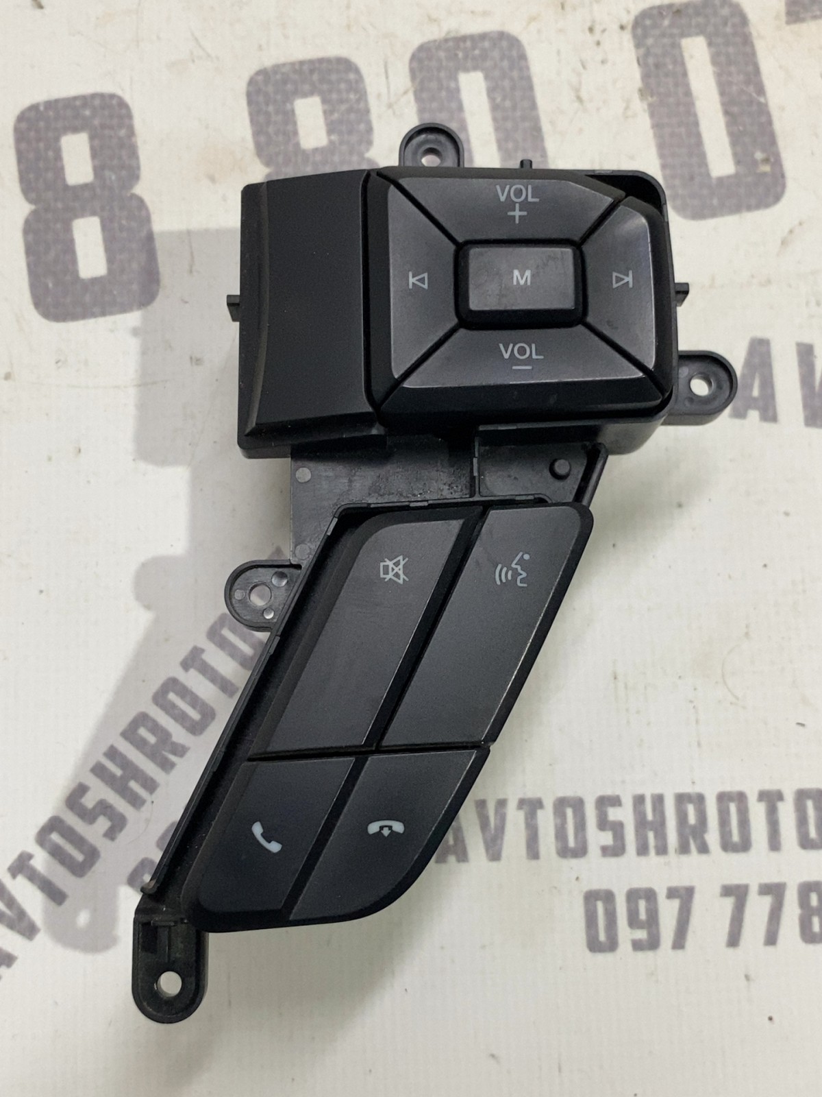 Кнопки керма Ford F-150 (09-14) FL3T9E740ECW