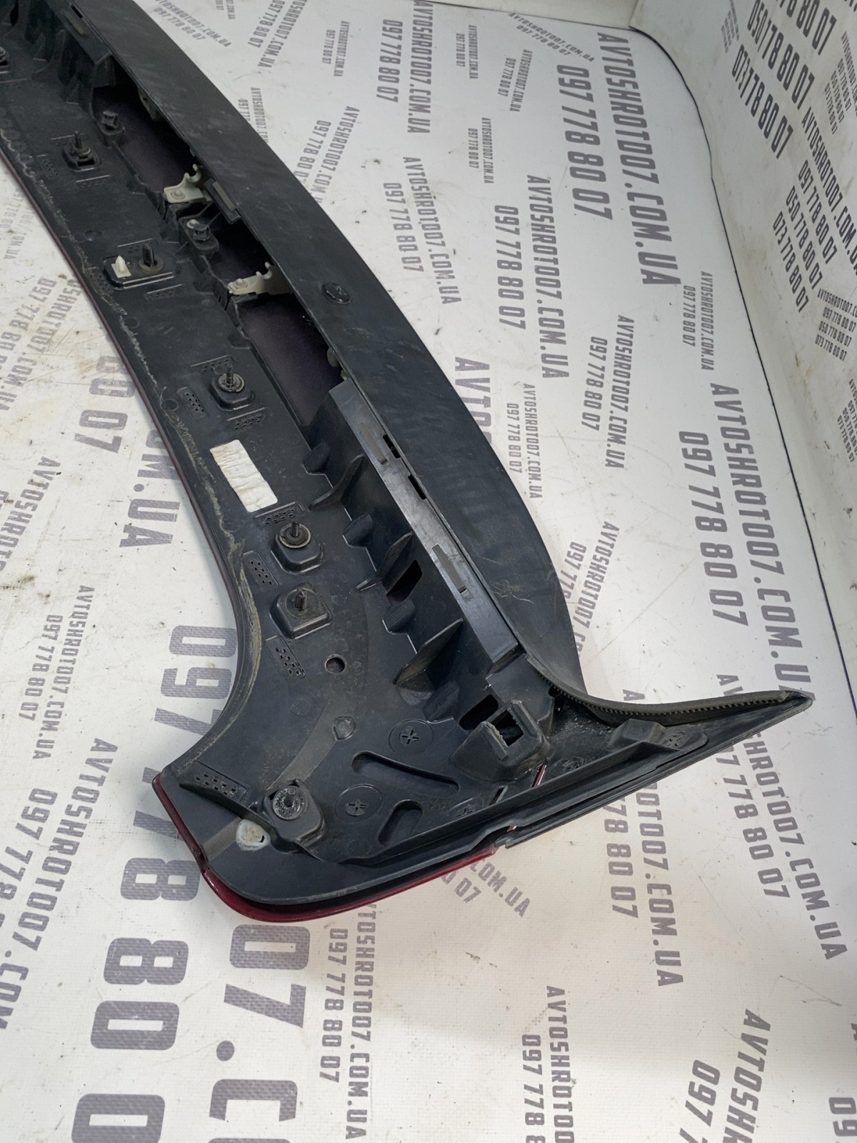 Спойлер задній верхній Jeep Cherokee KL 1UV35TRMAIG