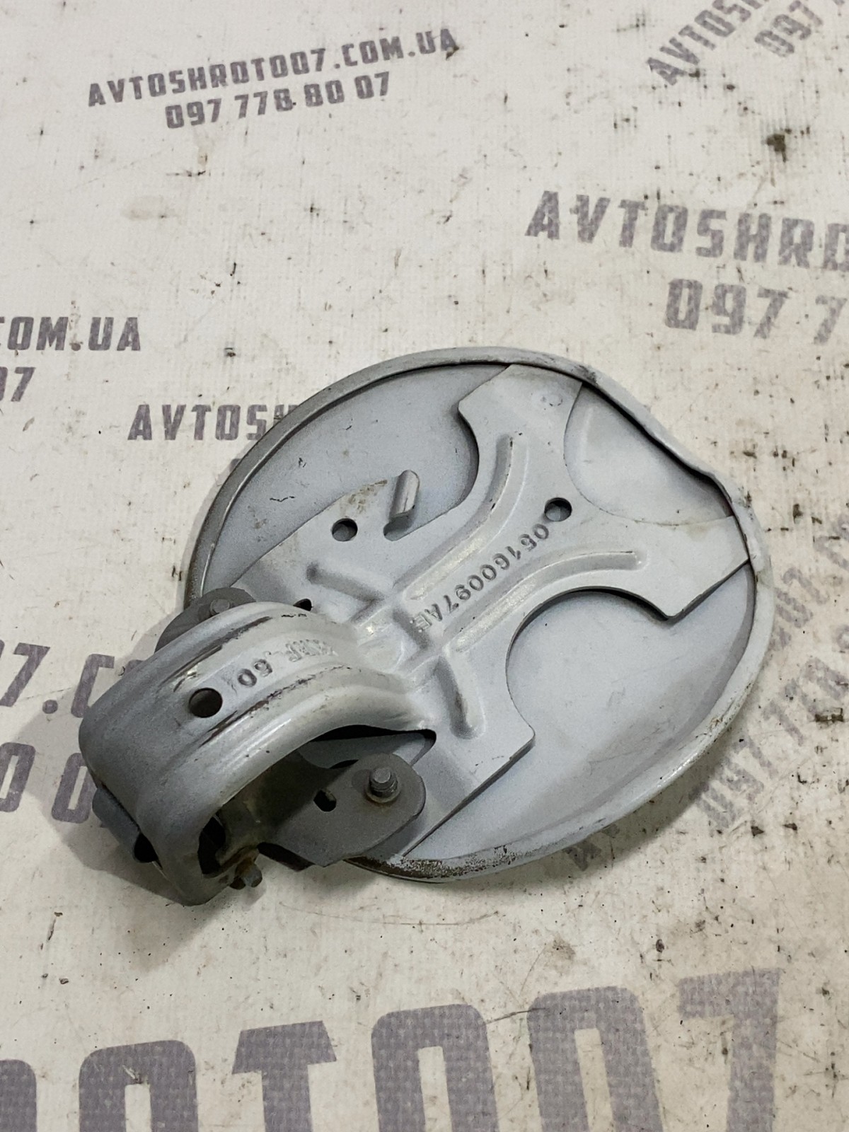 Лючок бака Jeep Patriot MK 05160097AE