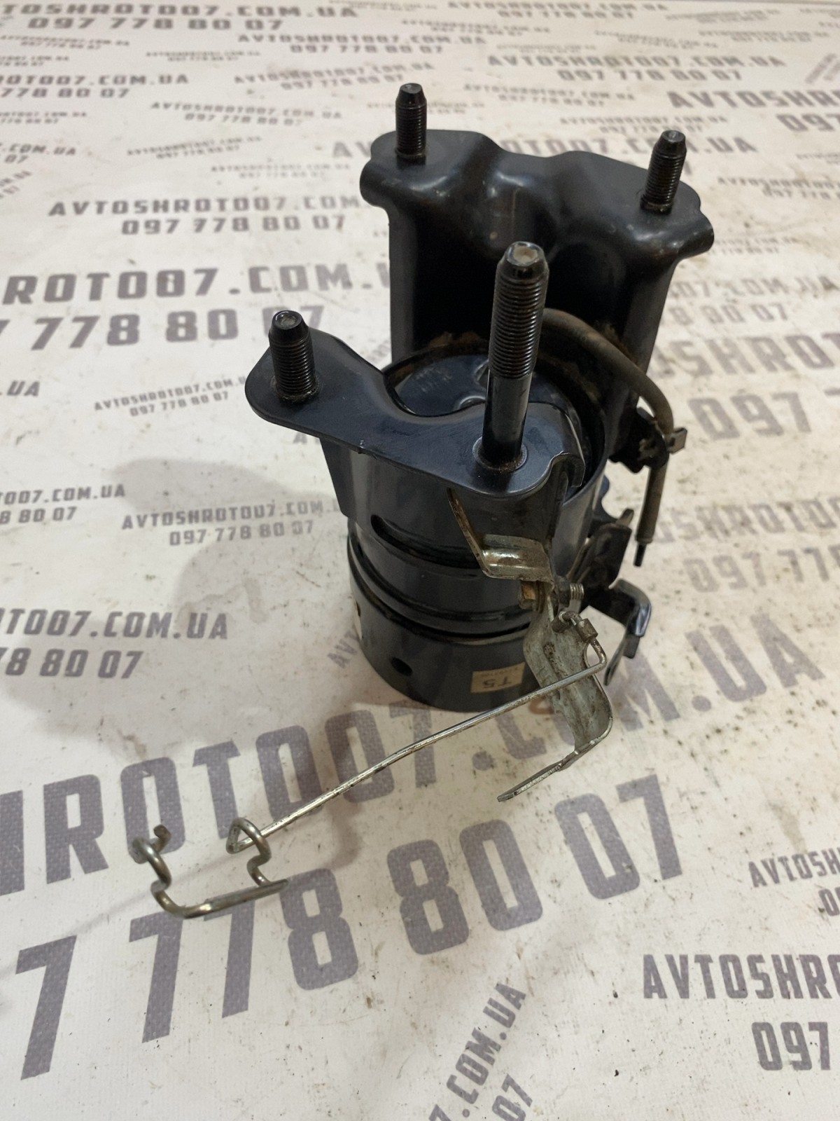 Подушка двигуна Toyota RAV4 5 K6090106 фото 2