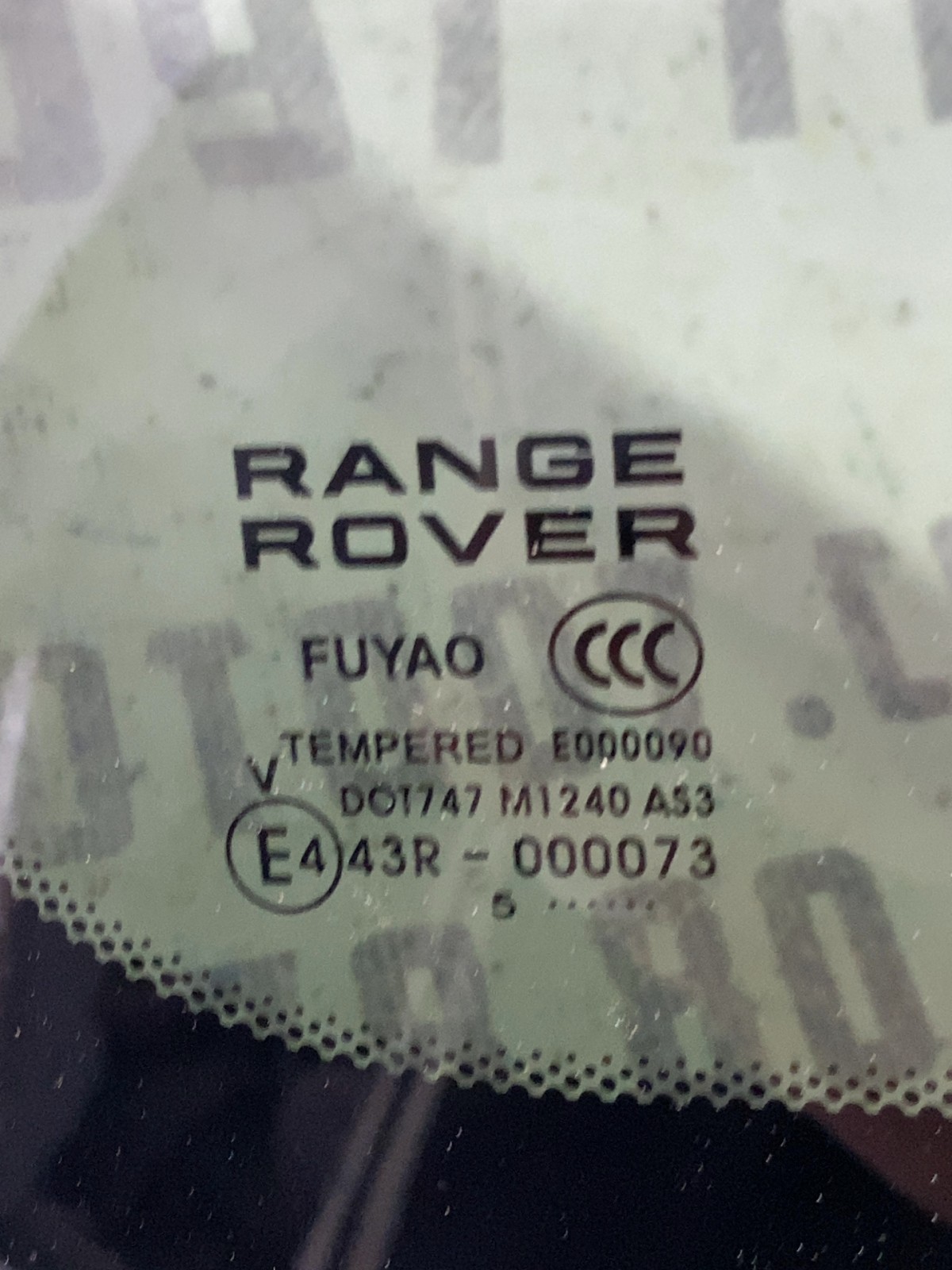 Кузовне скло Land Rover Range Rover Evoque 1