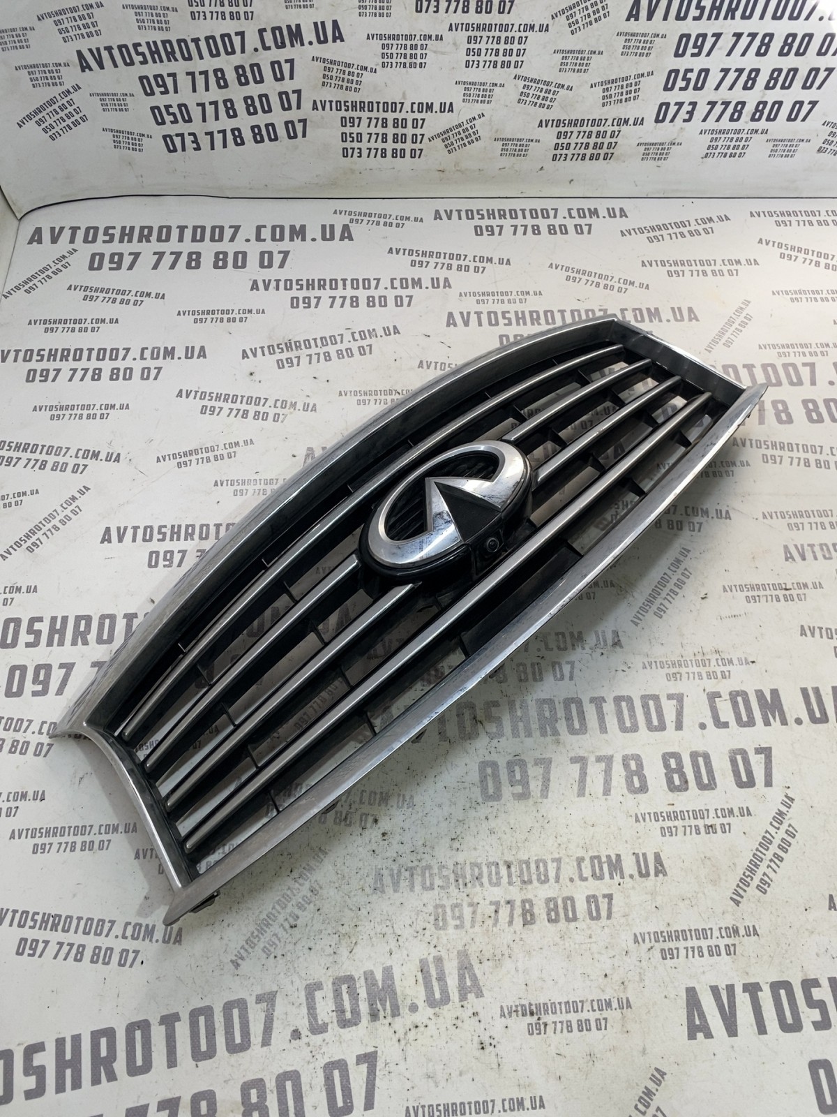 Решітка радіатора Infiniti QX60 623103JA0A