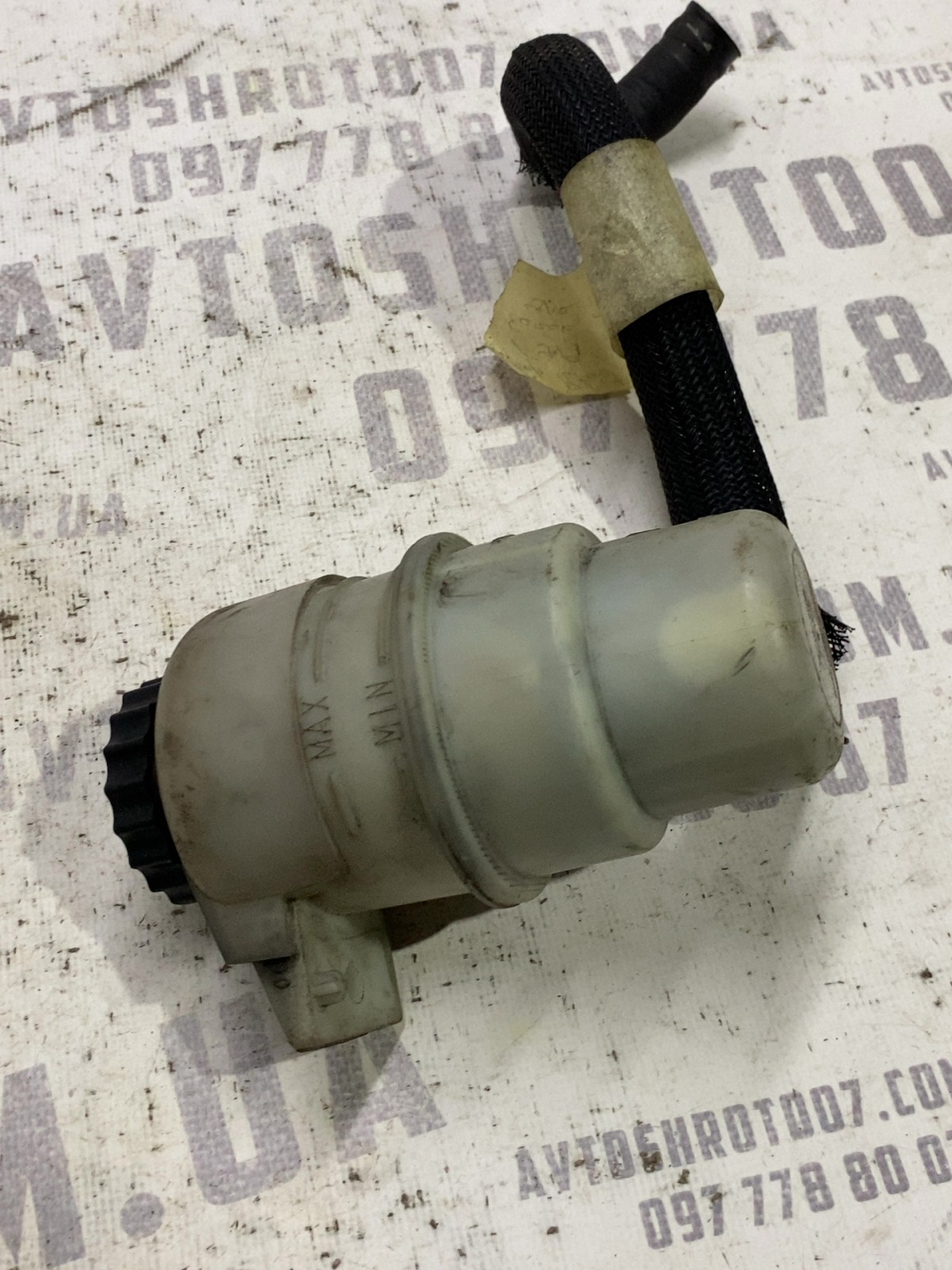 Бачок насосу ГУР Jeep Patriot MK (07-17) 05105338AB