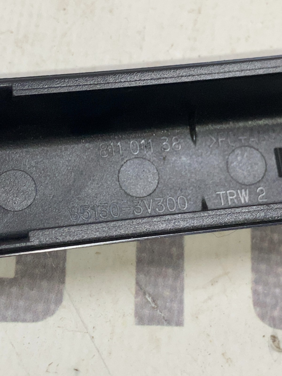 Накладка салону Jeep Compass MK 851303V300