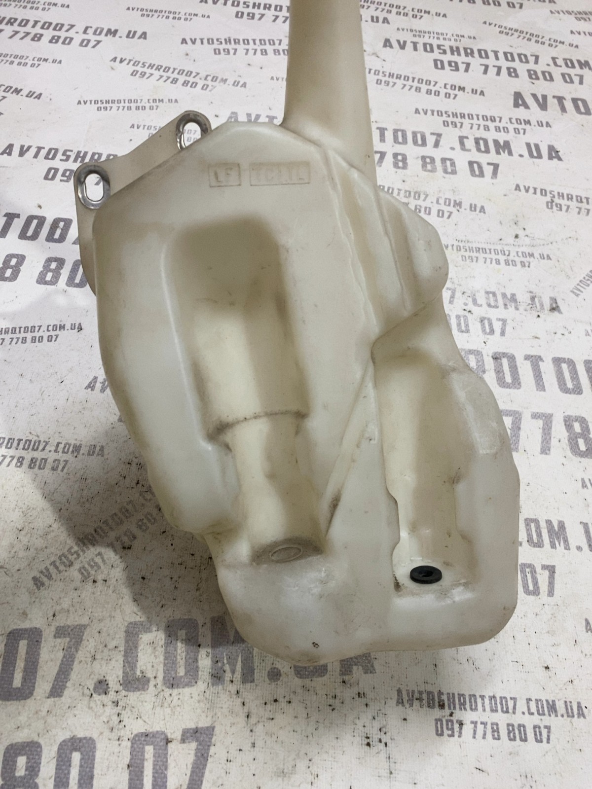 Бачок омивача лобового скла Alfa Romeo 159 (05-11)