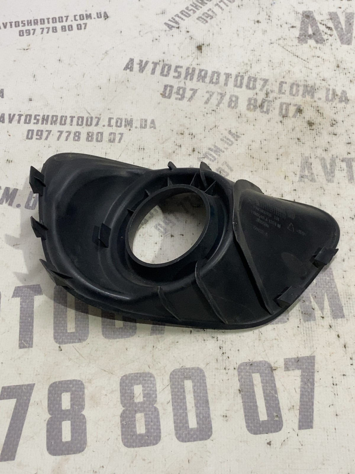 Накладка бампера Jeep Compass MK перед ліва 11mk49j1251m