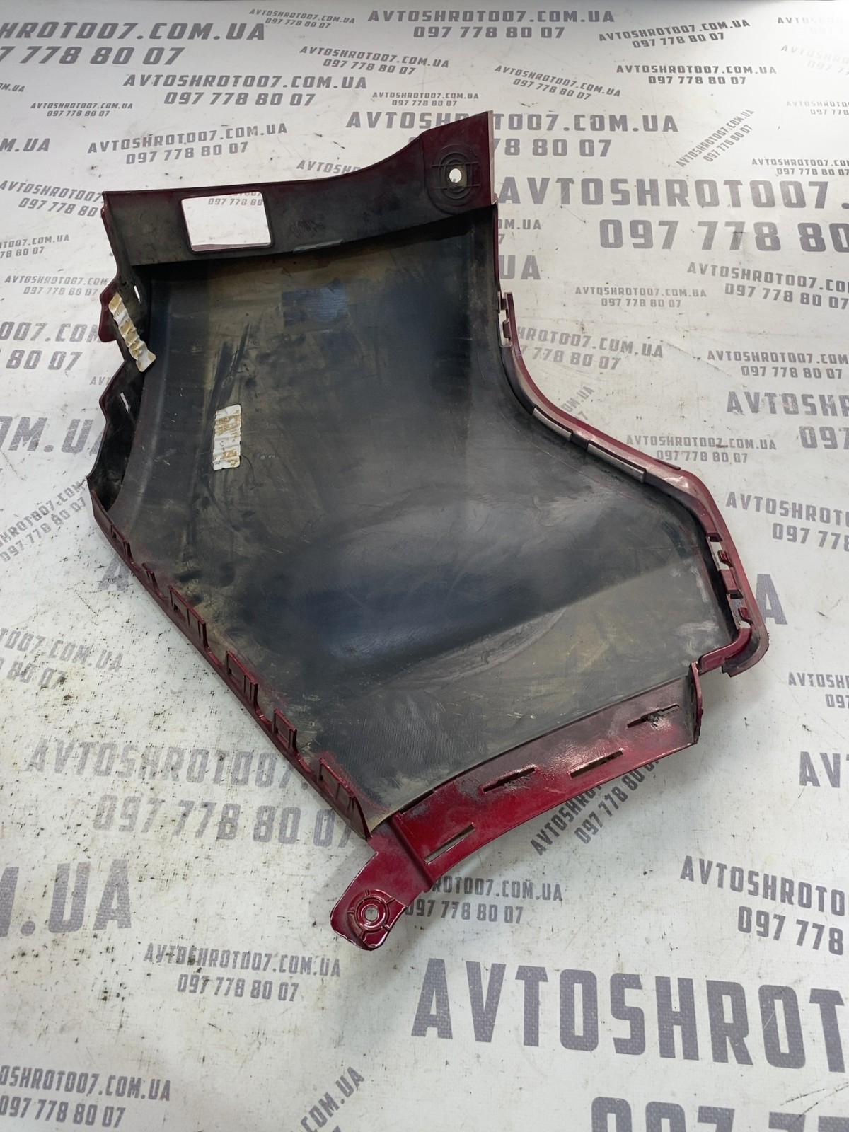 Накладка бампера Jeep Cherokee KL 14-23 зад права RA26M0701