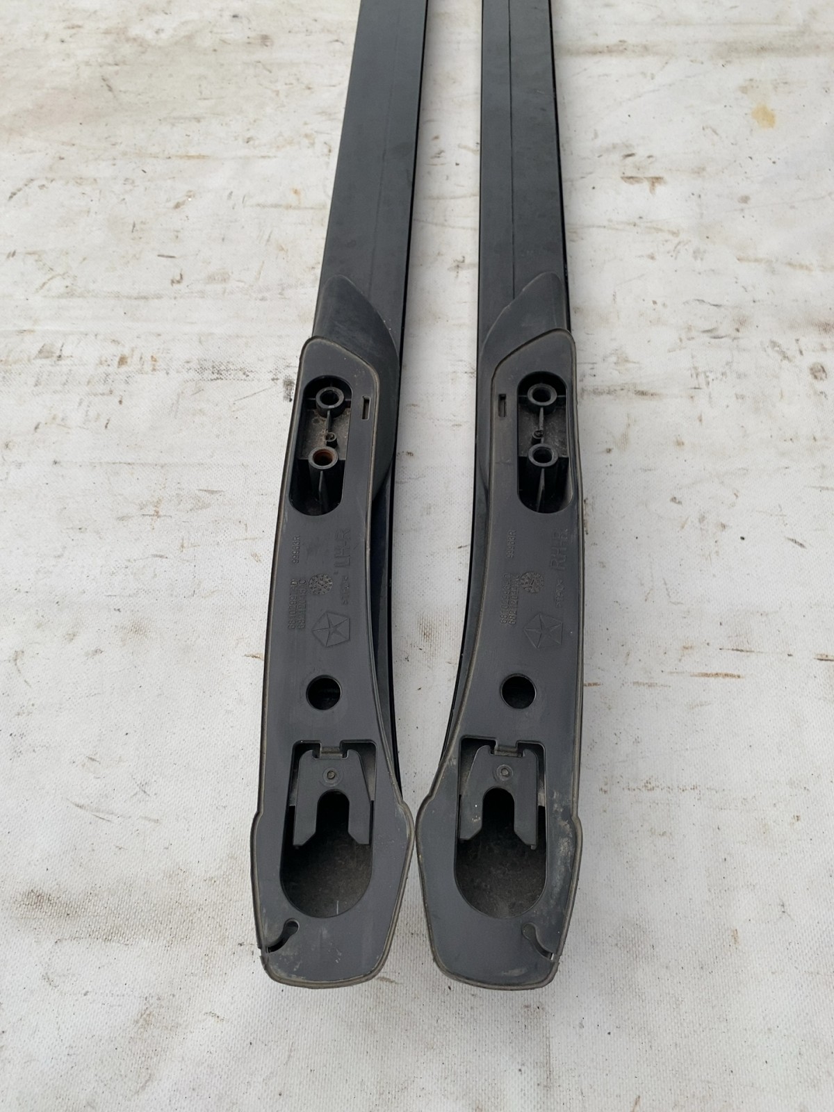 Рейлінги на кришу Jeep Cherokee KL OE 68102997AD