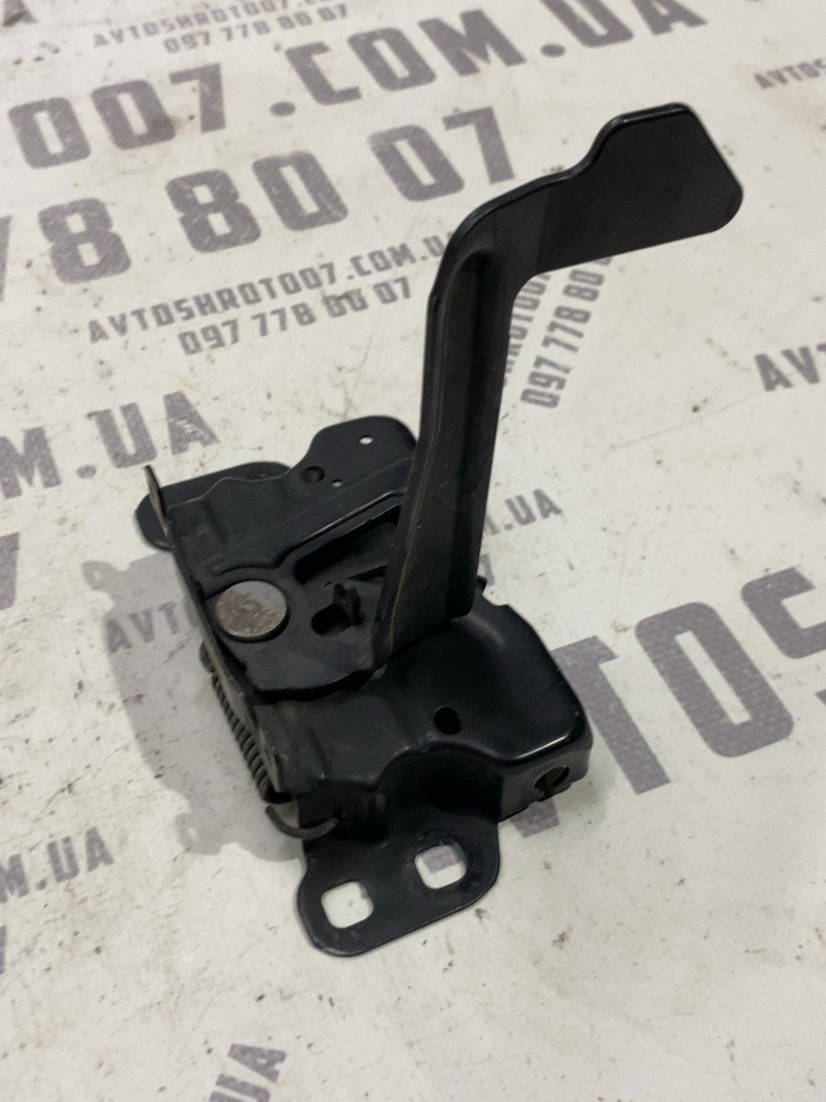 Замок капота Jeep Compass MK (06-16) 68079691AA