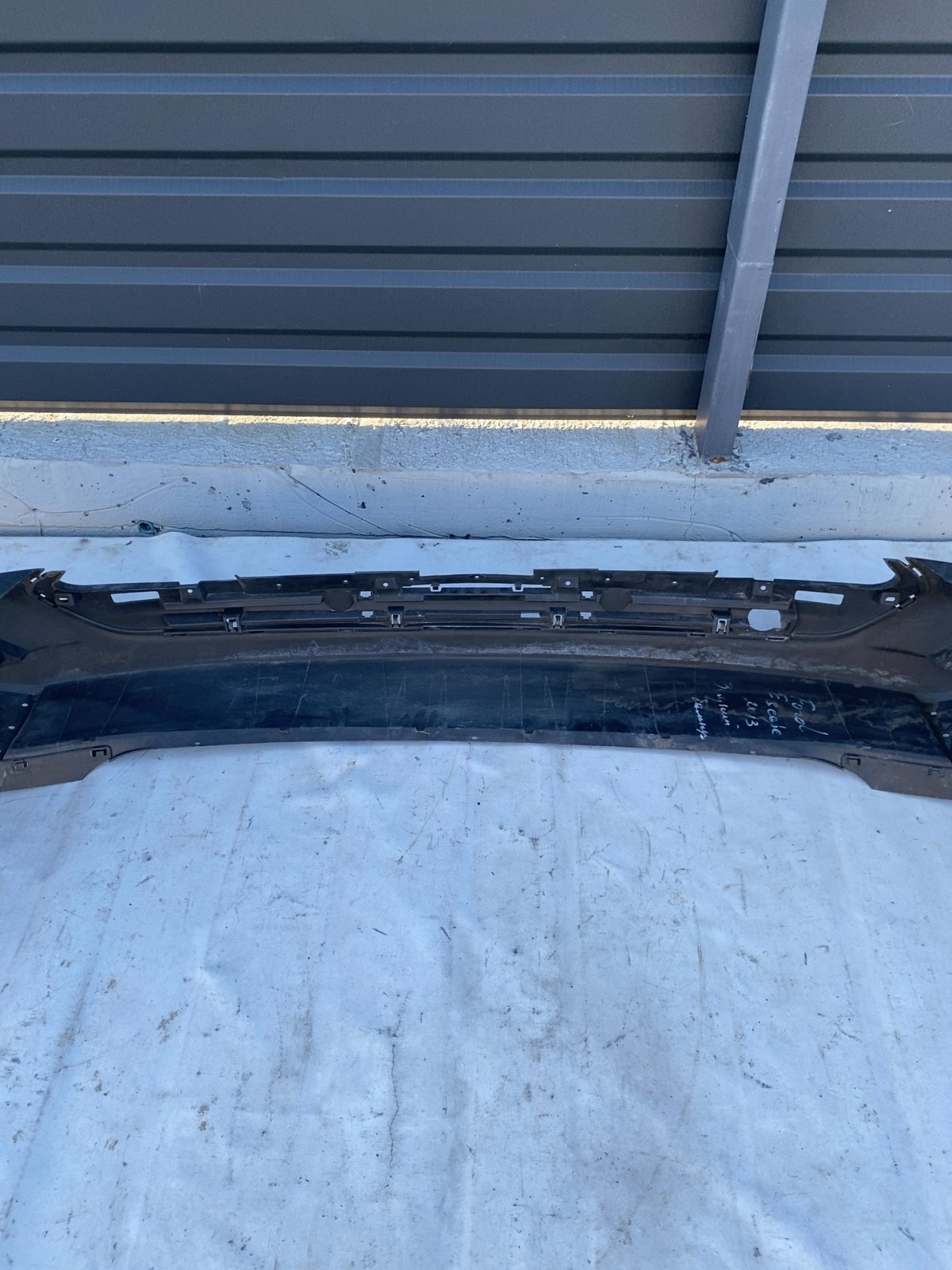 Накладка бампера Ford Escape 3 задня нижня CJ5417D781ACW