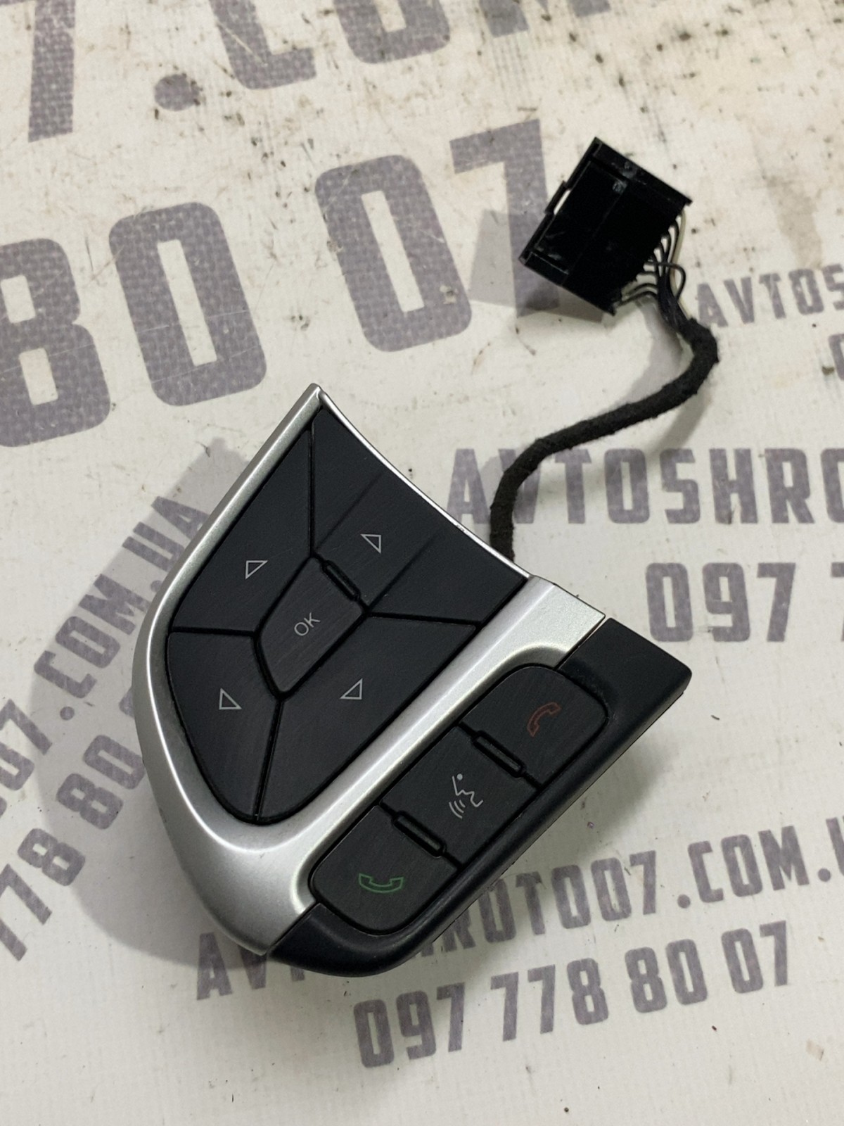 Кнопки керма Jeep Compass MK