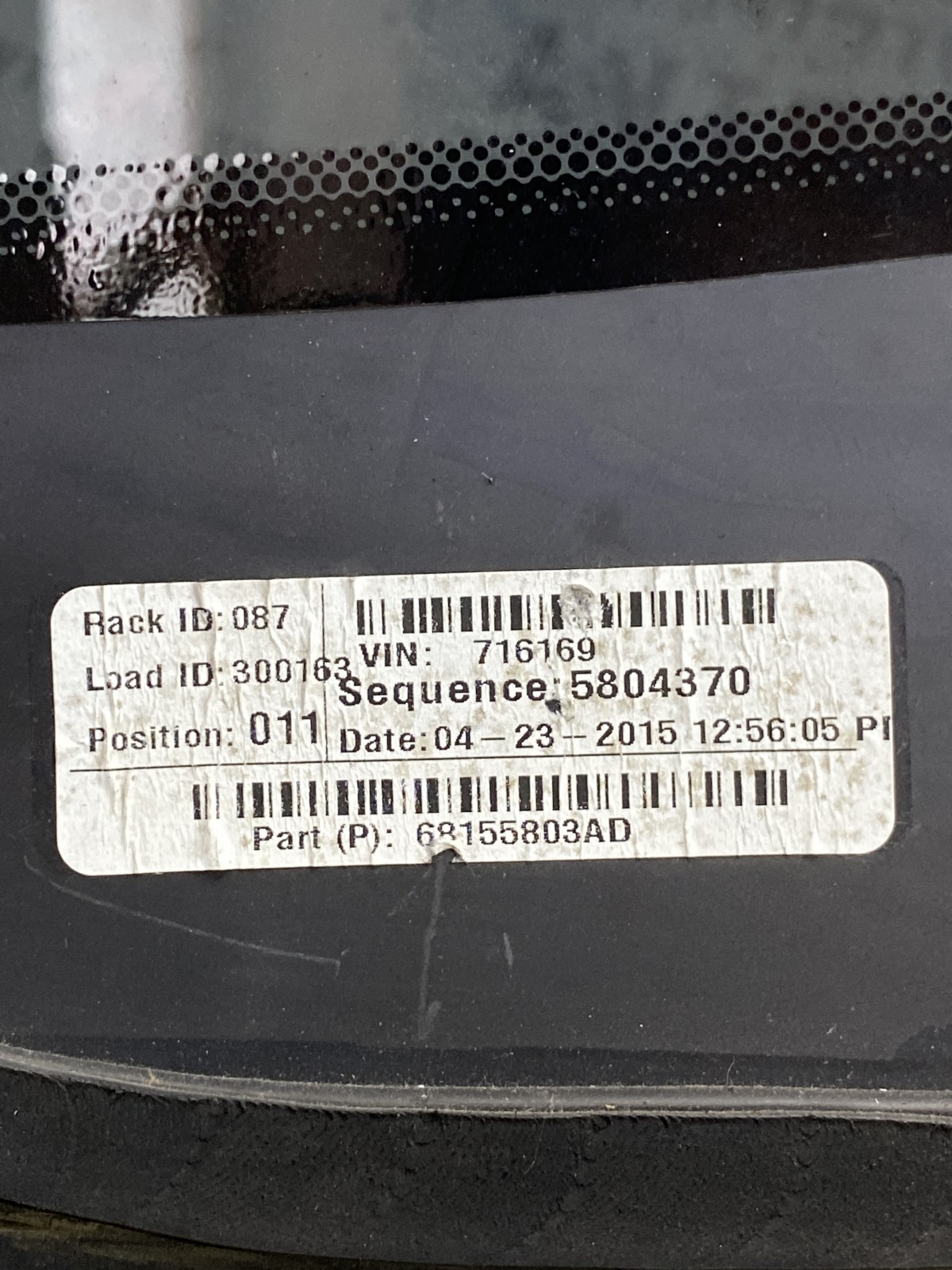 Кузовне скло Jeep Cherokee KL OE 68155803AD