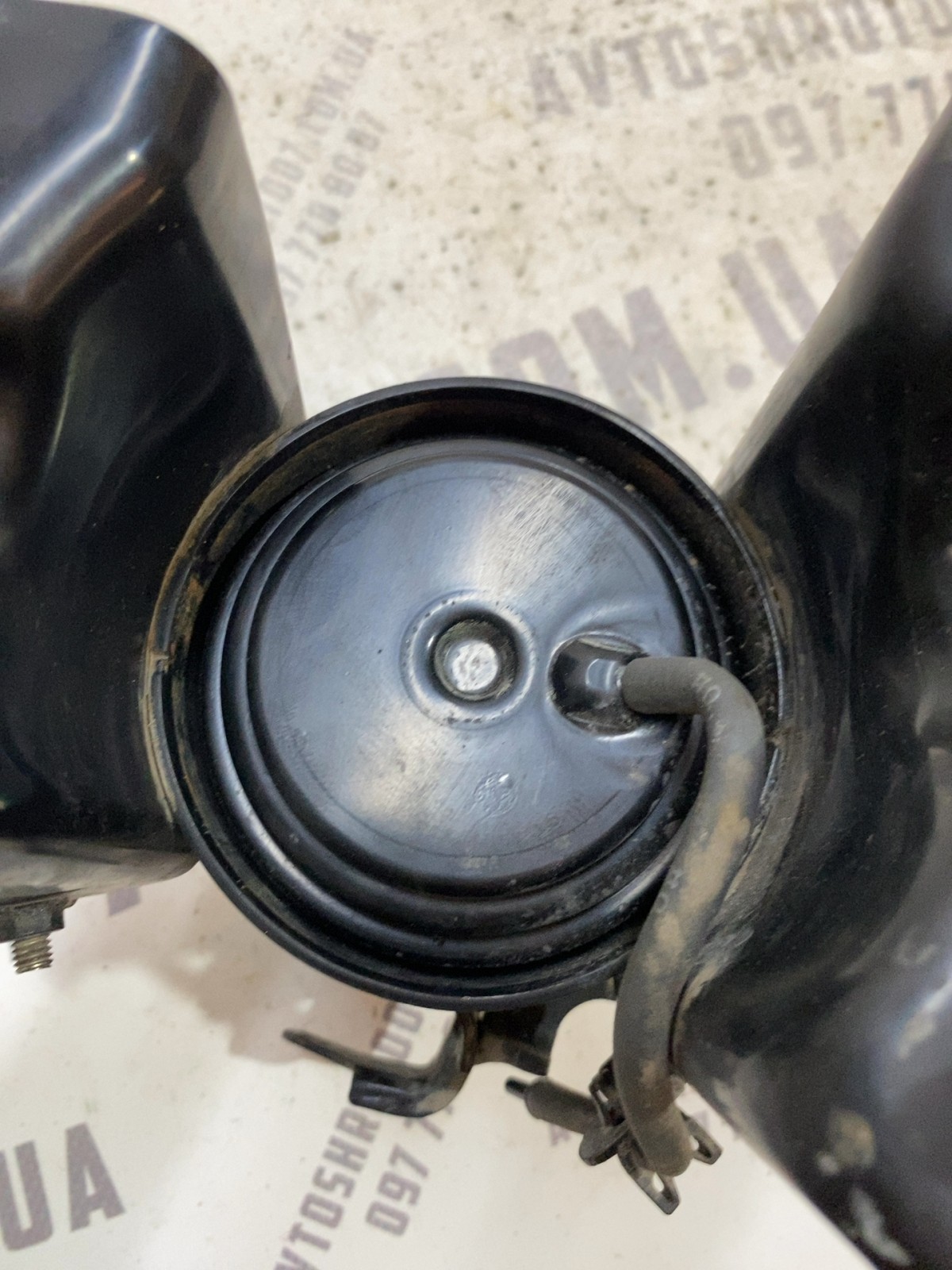 Подушка двигуна Toyota RAV4 5 K6090106