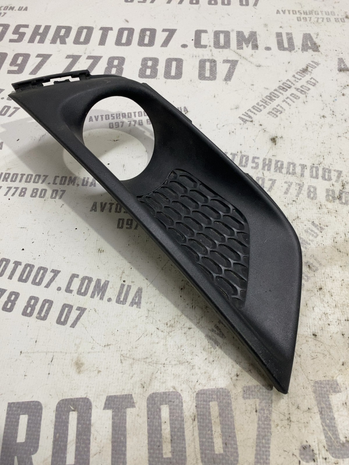 Накладка бампера Jeep Compass MP 4010170317AB